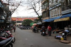 Description: http://ditichlichsu-vanhoahanoi.com/wp-content/uploads/2018/01/pho-cao-thang-300x200.jpg